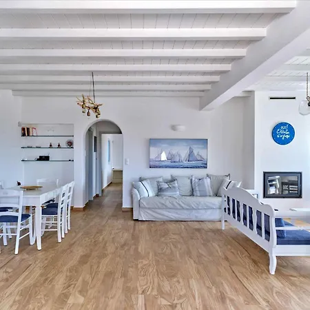 Villa Luxurious Seirios