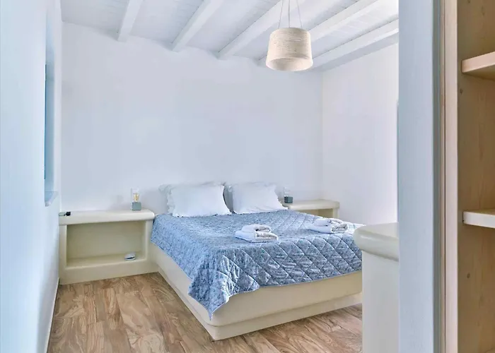 Βίλα Luxurious Seirios Isterni (Paros)